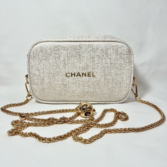 COPY - Original Chanel Pouch with Chain strap - Picture 4 of 5